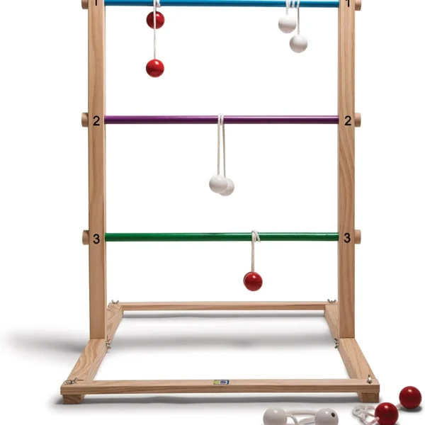Puidust redelgolf ja kuus boolat
